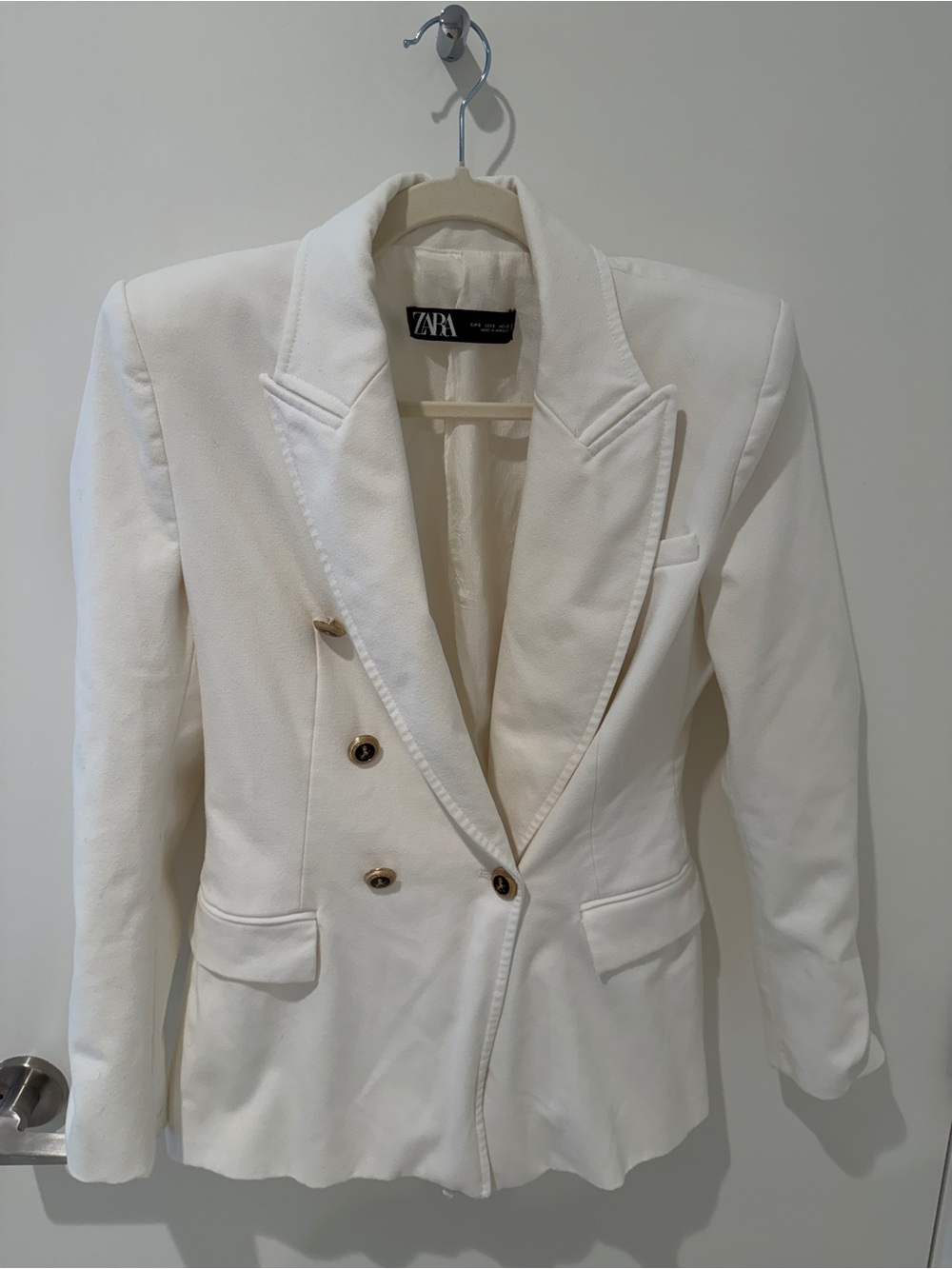 Zara White Double-Breasted Blazer with Gold Buttons